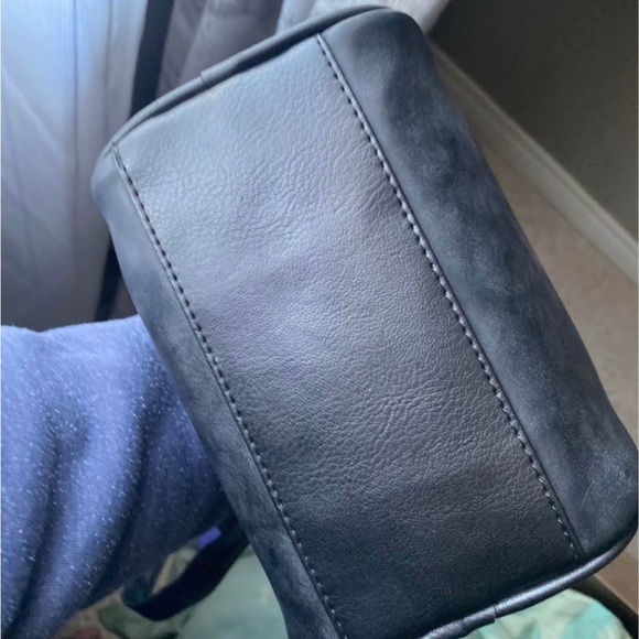 GUESS handbag crossbody/ top handle - Picture 4 of 6